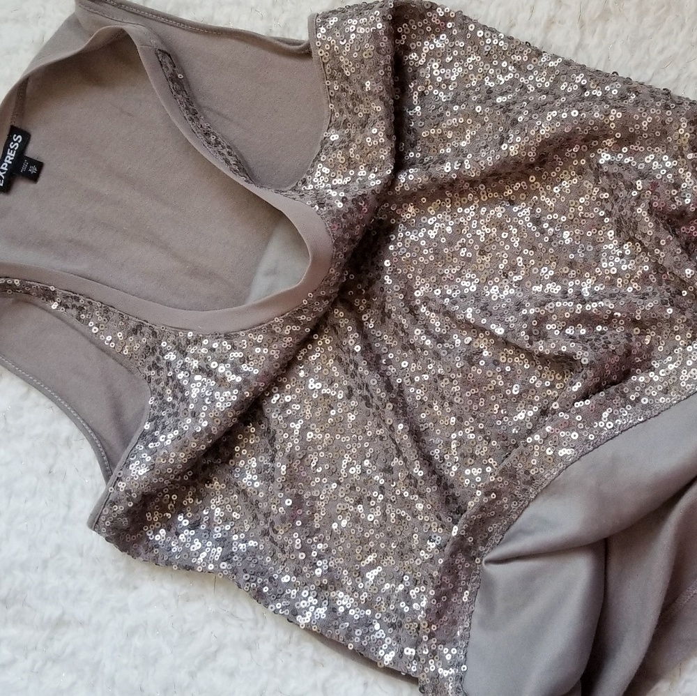 Express Tank Top - Picture 5 of 6